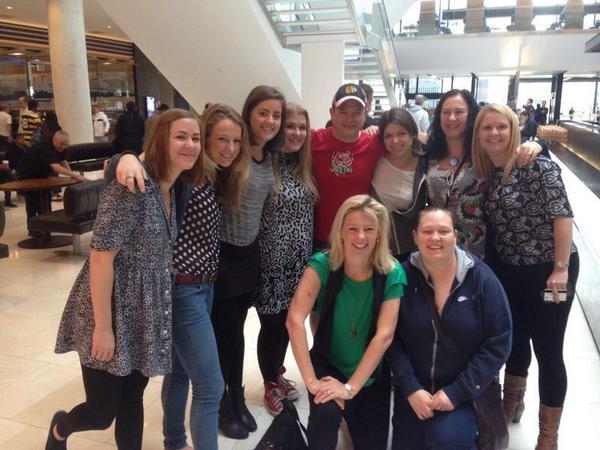 StaceyHughes89's tweet photo. The ITW team the morning after #ITW2014 was over. #tbt #ITW2015 http://t.co/QGvUrGffdv
