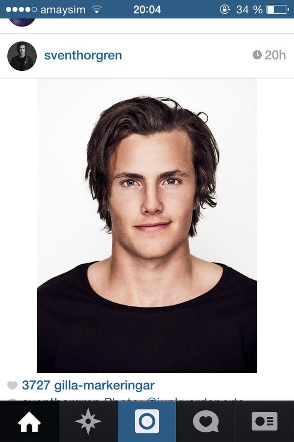 lovisamathilda's tweet photo. Hahahaha asså kan han sluta vara så jävla perfekt eller, dör inombords på riktigt #sventhorgren http://t.co/eK4MOneYmO