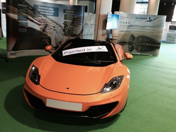 keithmalik1's tweet photo. AkzoNobel @McLarenAuto partnership on show at #BE2014 http://t.co/k6gXRnuG5i