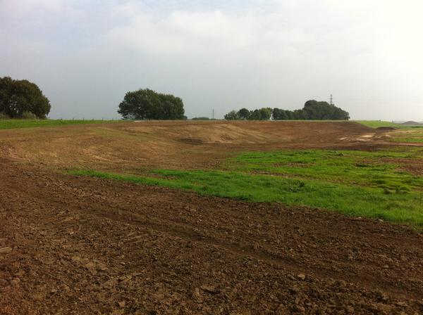 eerste #Hoogwatervluchtplaats Kandiakade #Pannerden gereed! <a href="/GroeneRivier/">Gr. Rivier Pannerden</a>