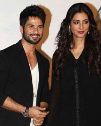 ZoomTV's tweet photo. How is the movie #Haider? Share your review with #HaiderIs in your tweets &amp; watch #ZoomReview show now on zoOm http://t.co/XiEYg7KiXN