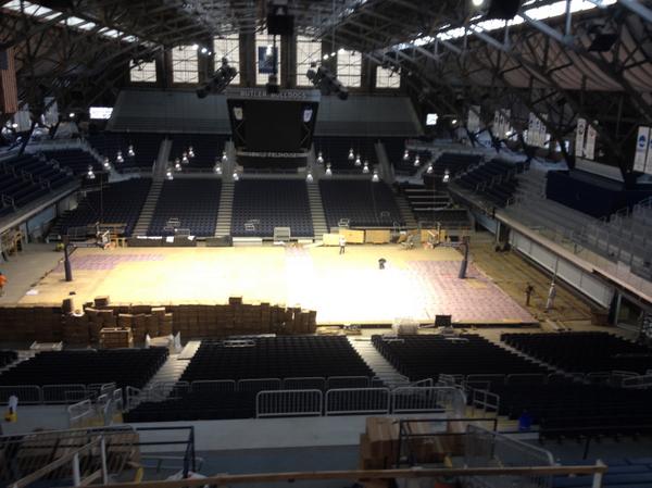 JoeGentry4's tweet photo. @HinkleFH floor starting to get uncovered!
#NewVideoPlatform http://t.co/LIC4mExdit
