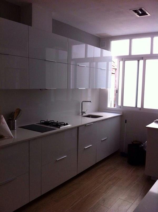 ReformafacilVlc's tweet photo. Nueva cocina http://t.co/grfOHhUjGc