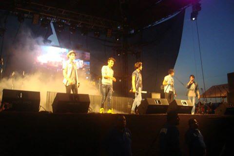 coder_u's tweet image. @somosCD9 estaba en 1erafila los amo mucho cd9 y porfavor hagan firma de autografos en Mexico cuando vallan #iamcoder