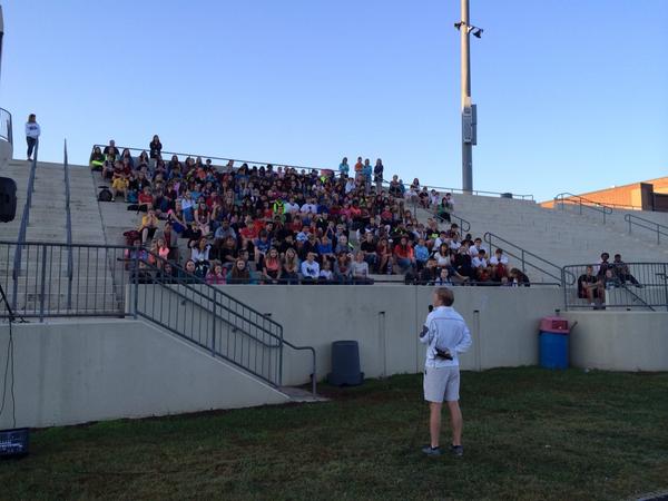 JDMealor's tweet image. @GHCFCA @jlesterFCA FCA huddle @dmsfca beautiful morning and strong challenge!