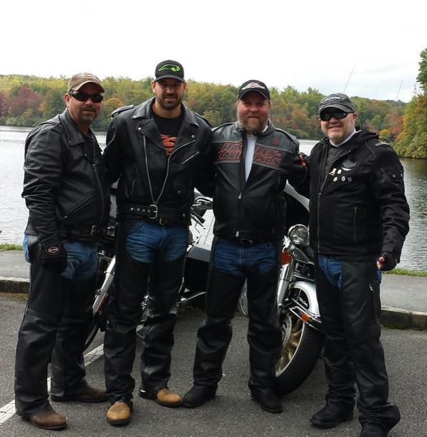 ewoods_edwin's tweet photo. Good times in the NC mountains http://t.co/AhhbXcwgU3