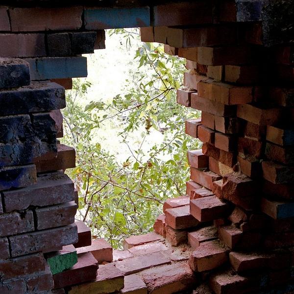 Hits78FLL's tweet image. #holeinthewall #literally #dabricks #shooters #shoottokill #thebadlands #fortworth #texas #pinkfloyd #justanother...