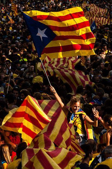 roomsby's tweet photo. Did you see our top 10 #pictures from September on #Facebook http://t.co/CH0DSeu2fS #startup @VisitBCN_EN @SpainAtt http://t.co/IqDtnIzdBv