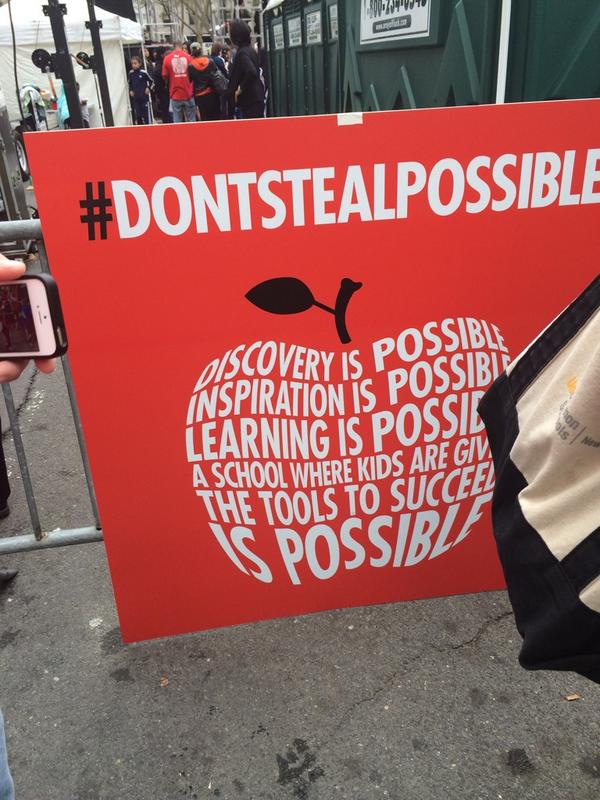 JulieK_Jackson's tweet photo. #DONTSTEALPOSSIBLE Rally in NYC fighting for great schools for our kids! Kids can't wait! http://t.co/SgYYGWAJeN