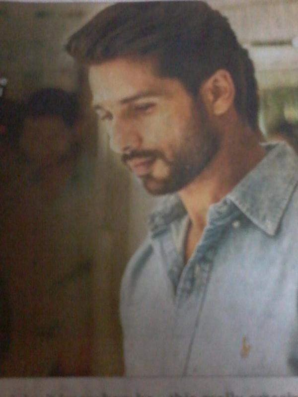 DOLK3R's tweet photo. @shahidkapoor Have Grown Up Being Told That It Is The Actor In Him That Will Make Him A Star #HaiderRocks #Haider ♡♥♡ http://t.co/yUroqb7gRz