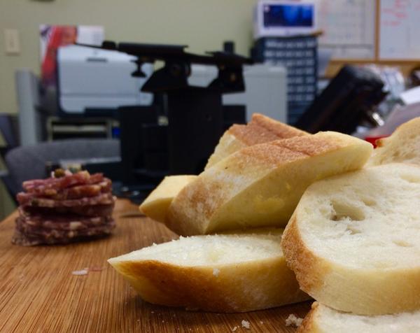 MaintechInc's tweet image. Just another day at #maintech #charcuterie