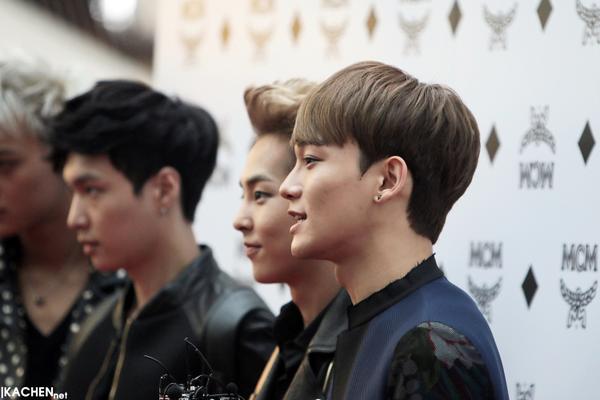140626 MCM #CHEN #종대
5959 종대♥ (다시올림..T^T)
cfile10.uf.tistory.com/original/2246A…