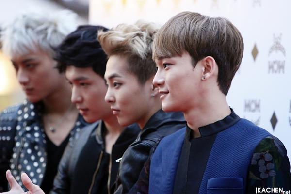 140626 MCM #CHEN #종대 
뿅! 좋은밤되세요>ㅂ<)/ 
cfile28.uf.tistory.com/original/2746A…