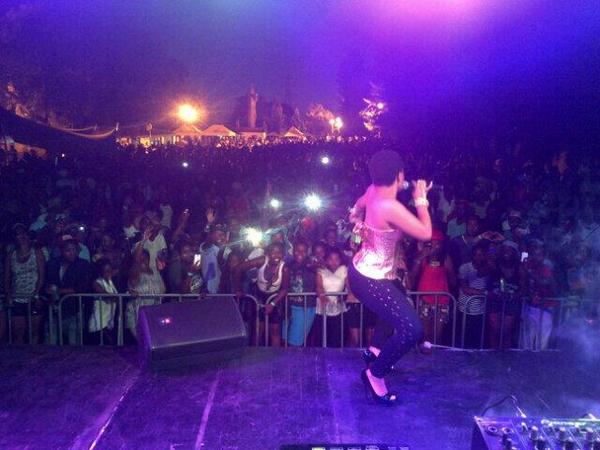 summersmash14's tweet photo. The situation at #SummerSmashPicnic in January ... You don't wanna miss the one coming up! 13 Dec, Save the date!! http://t.co/2rogVFc3mK