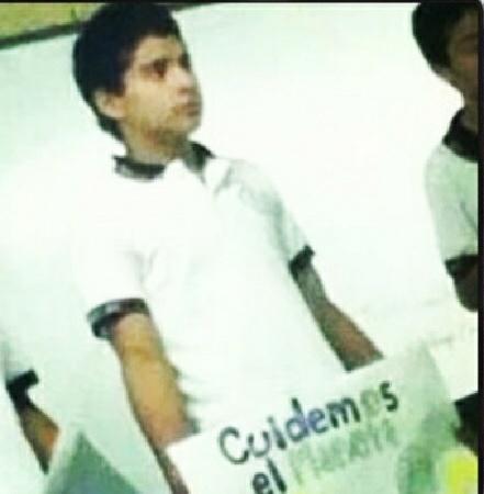 811Alondra's tweet photo. Guapo desde la secu Jijiji @brandon_meza http://t.co/VDgqxjxqve