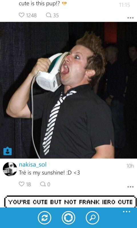 _NuclearGirl's tweet photo. Tré llamando por una línea caliente: http://t.co/GcZe3wkpte