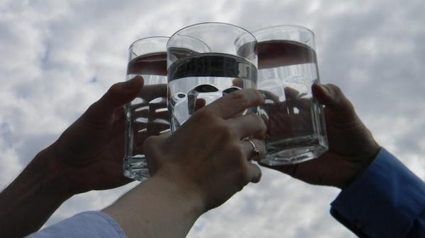 DSMH2O's tweet image. Celebrating 40 years of safe drinking water! #Toast2Tap #Cheers #SDWA