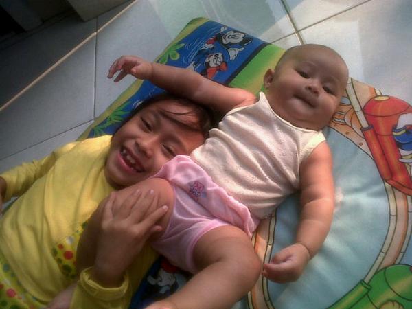 citra_vina's tweet photo. ƇƗƗyϞκ ku http://t.co/7cT0S0ONM1