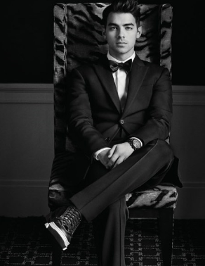 InspiredByJonas's tweet photo. A mí me pone más esta, le da más imaginación, jabe? http://t.co/qI9g2xT4LA