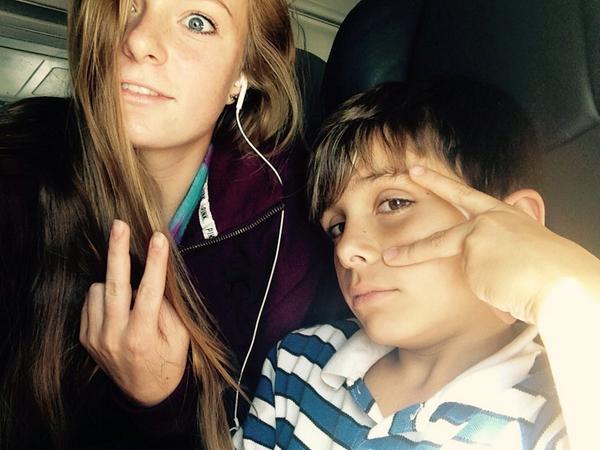 madison_peacock's tweet photo. Airplane selfies with the birthday boy!🎉 #awkwardpeacesigns http://t.co/Ki170N5TGS