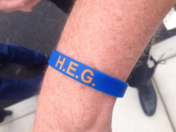 HeyEvanne's tweet photo. New motivation to #FindHannahGraham? These wristbands, given to searchers by students at her former high school. http://t.co/deLFrqWYfp