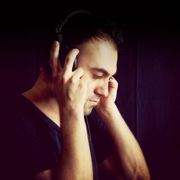 DarkIntensity's tweet image. Listenin2 #Sirius #EarKandy #darkintensity #arminvanbuuren #AboveandBeyond #garethemery #TranceFamily #tiesto #Avicii