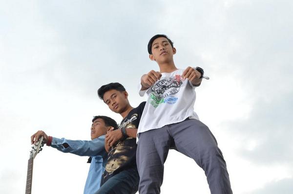 NoNamejember's tweet photo. http://t.co/1S7vnNBzGj