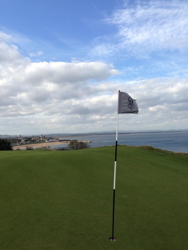 dovetvlFOREgolf's tweet photo. @TheHomeofGolf @VisitScotland Another stunning day on #myfavouritecourse #thecastle #standrews http://t.co/NZyniUkrEp