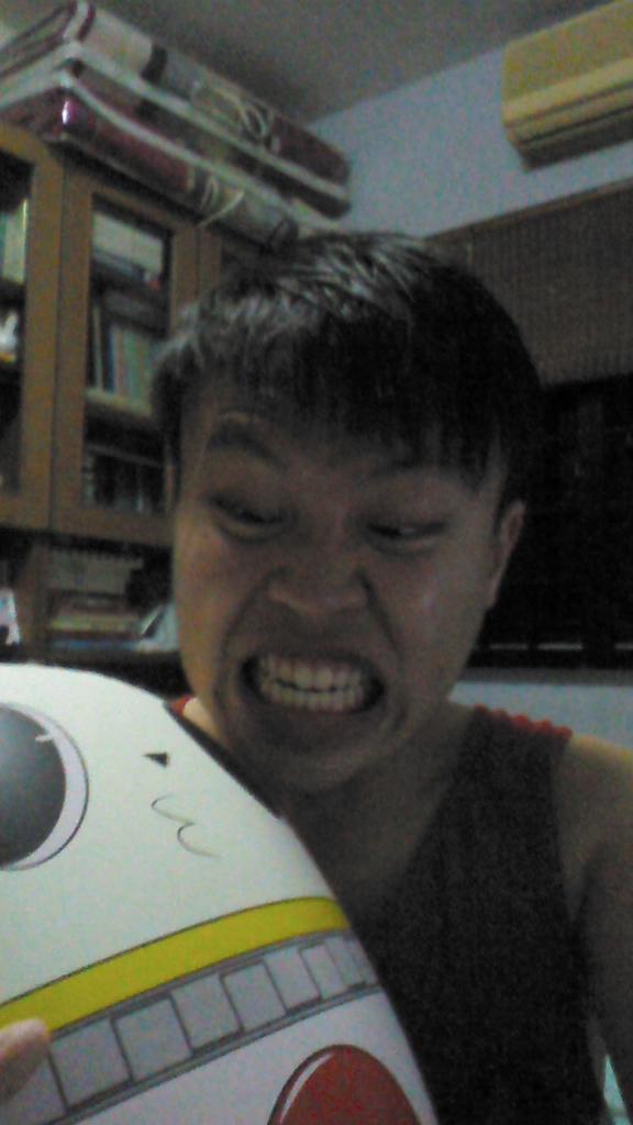 By9QK1mCUAADsiG.jpg:large