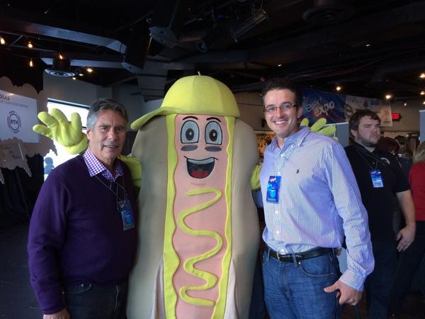 NickBorelli's tweet photo. Mustard &amp; @AAbleRents http://t.co/r2alDTRfTG