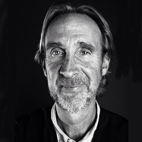 Happy birthday to Mike Rutherford, who is 64 today!  