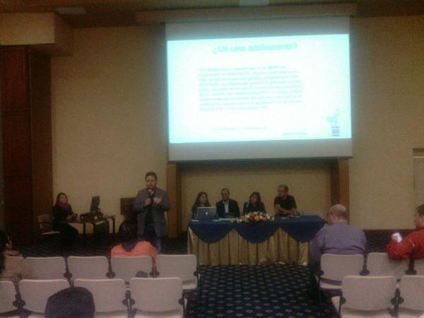comsabana's tweet photo. RT @jcdiazbohorquez: Conferencia sobre cine colombiano a cargo de @jeronimorivera de @u@unisabana  en #CongresoINAV http://t.co/Rj7oUb4gfs