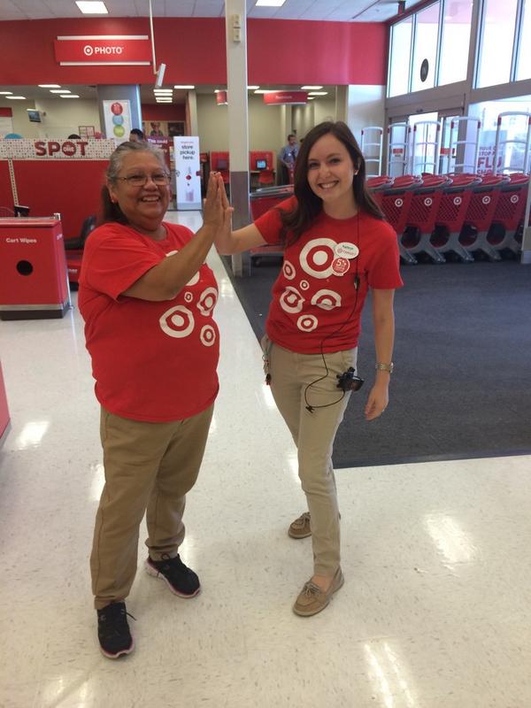 SegallKate's tweet photo. We appreciate our friendly cashiers who keep our guests coming back!! #FriendlyIn2 #D206rocks #D206 #T767swagger http://t.co/YXGWULpMEF