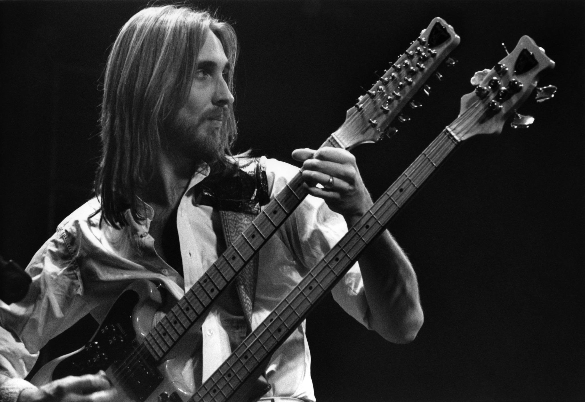 Happy birthday, Mike Rutherford! Check out latest release, R-Kive (3CD) set.  