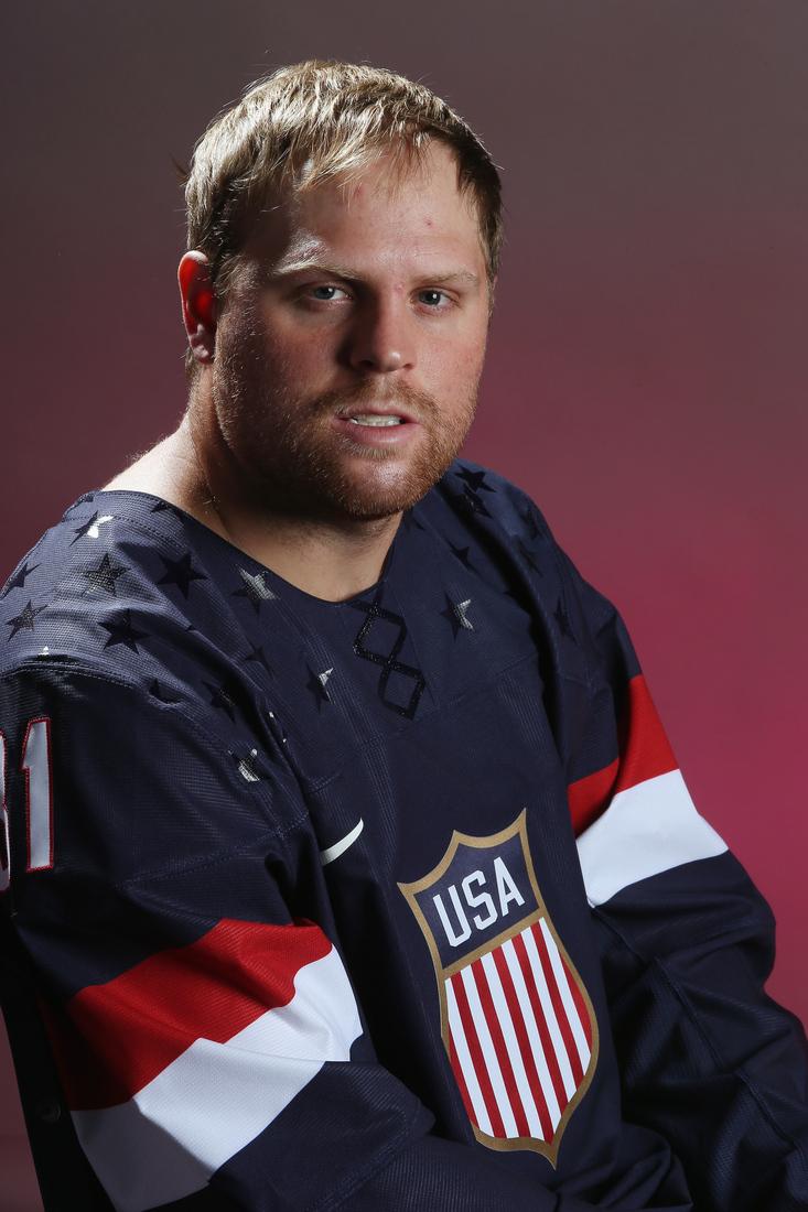 Happy Birthday to cult hockey hero Phil Kessel!!! Seriously how can anyone hate this guy??? 