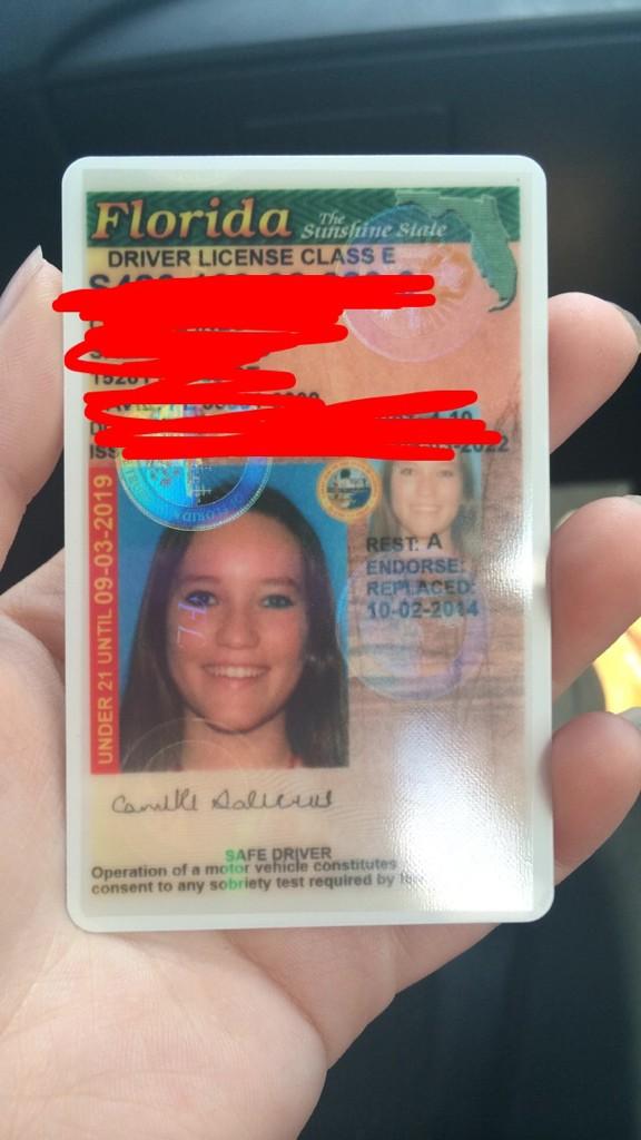 CamilleSalicrup's tweet image. Guess who passed their driving test? This girl🙋💁 #extremelyhappy #vroomvroom🚗💨