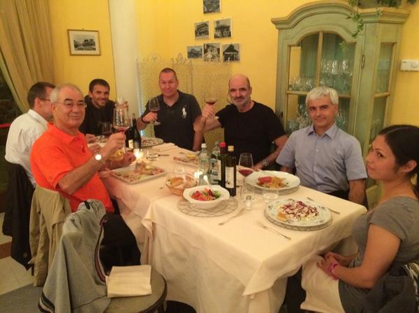 Oliver Koenig tweet media