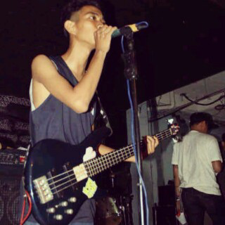 Happy BirthDay <a href="/kiki_gtl/">Rizky</a> Gitaris kita yg ganteng :v