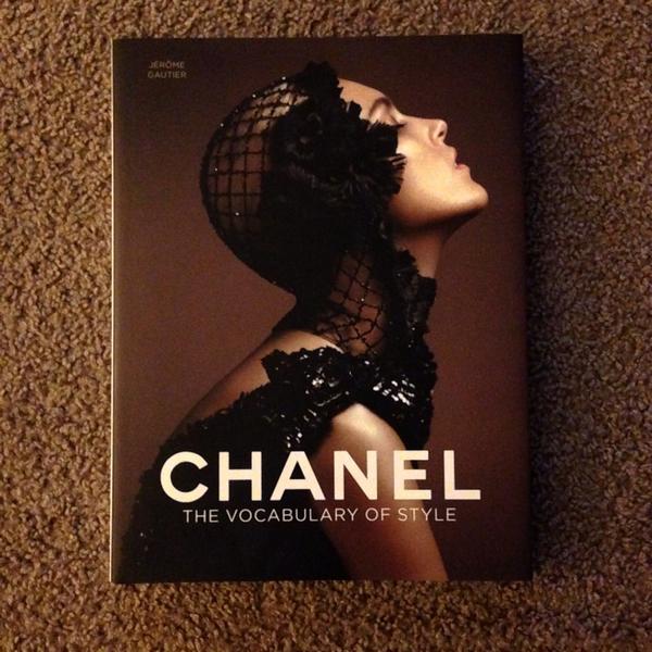 olvr_brwn's tweet image. So excited about this ! @CHANEL I'm so ready ! #chanel #fashion #stylerebel