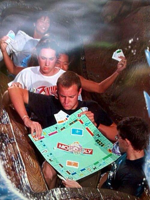 Ginger_LUH's tweet photo. Me and the crew playing board games tomorrow on the next level http://t.co/Tgm5s1akKu