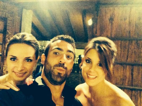 RMolinador's tweet photo. Felicidades a los novios @CompLosDelfines #labodadelano http://t.co/mlntZYg3gW