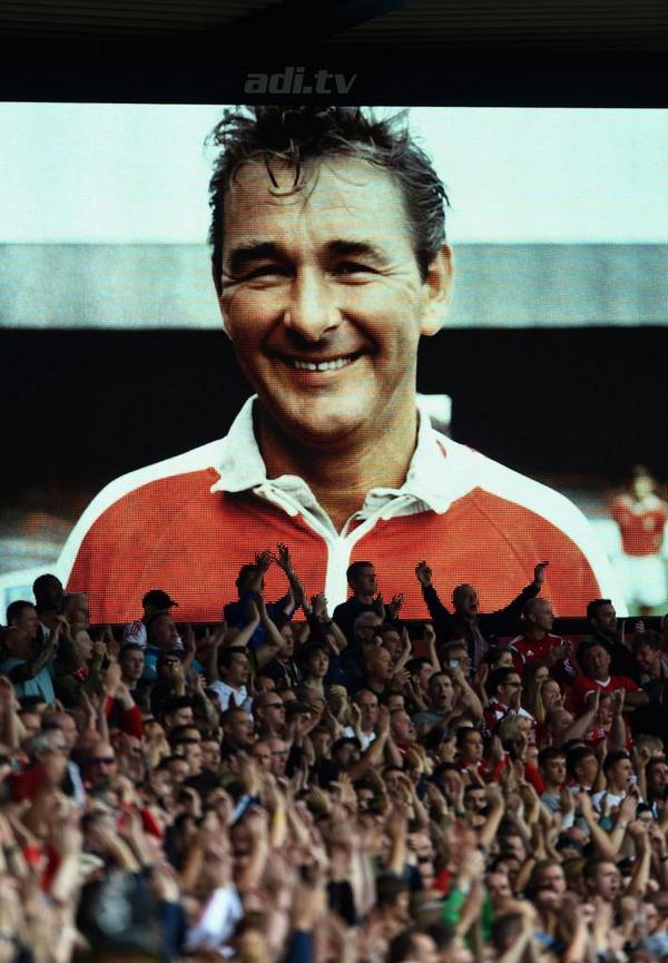 johnbridges754's tweet photo. RIP Sir Brian http://t.co/vdnwVu2YsC