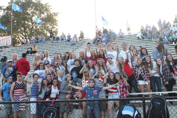 AudreySchanksta's tweet photo. Crazies 💙 @CHS_Indians @CHSLoudCrowd http://t.co/sO8EY8q5bU