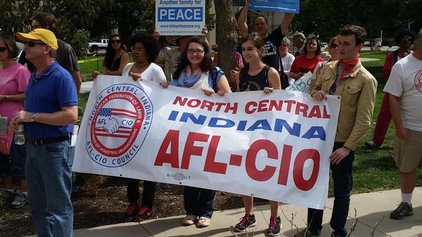 flora_tony's tweet photo. Notre Dame students at Indiana Moral Mondays #forwardindiana http://t.co/45ljG94HC4