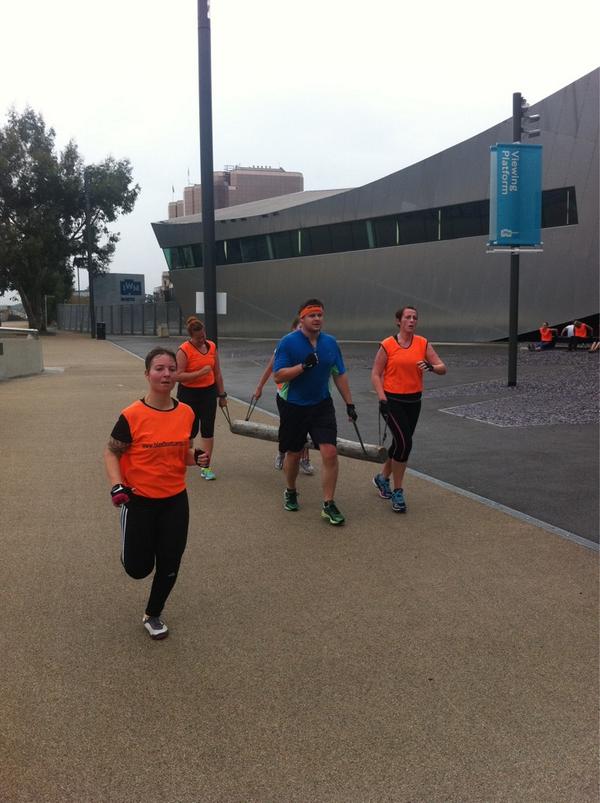 BlastBootcamp's tweet photo. @salhudson how about taking the log for a walk. @matblu14 @juliec36
#resultsbasedtraining http://t.co/tXdDYE60fK