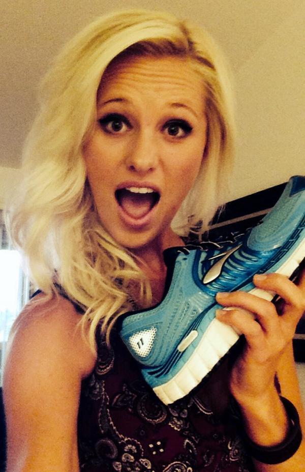 Tomi Lahren on Twitter "New brooksrunning shoes are "OnPoint"