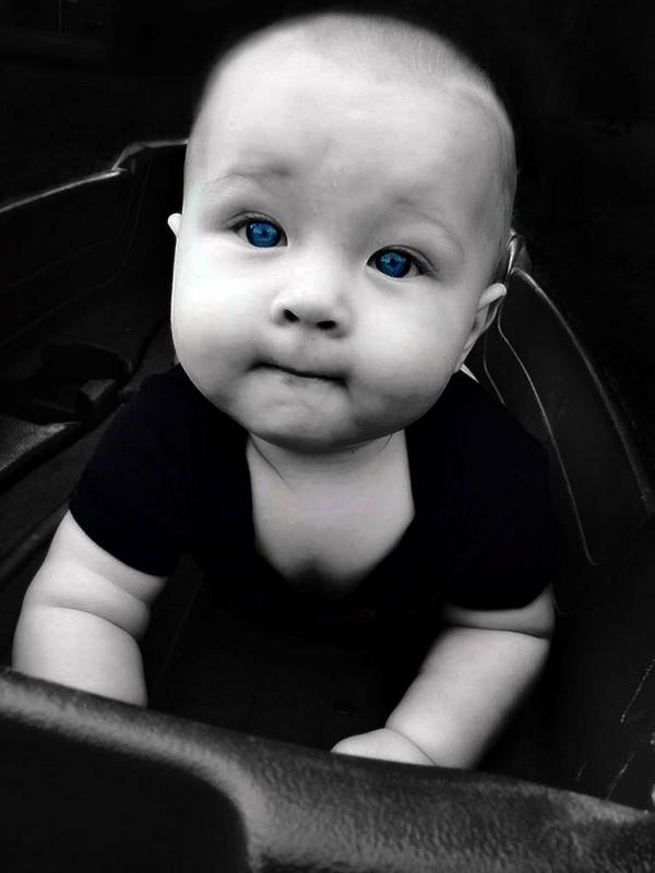 Smith12Summer's tweet photo. Kaden is going to be In the cutest baby contest at he fair. Everyone should vote for him. This is his picture (: http://t.co/gVXbNYebVR