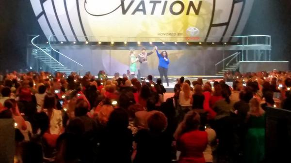 RashedaHairston's tweet photo. #JasBoothe #standingovation #gojas http://t.co/f3oZ9vRmu7