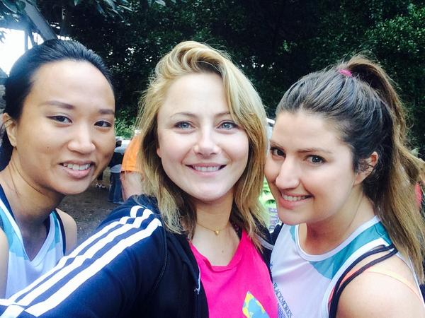 beatrixhon's tweet image. And we're off!! #blackmores #sydneyrunningfestival @KristyMBradley  @Morgan_Reardon