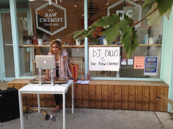 TO_Junction's tweet photo. DJ Dillon outside @rawchemistjuice #JunctionMusicFest #JunctionTO http://t.co/luPLFPQ4U2